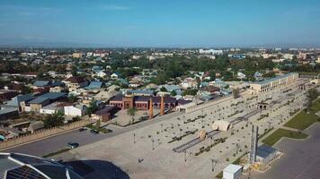 aéreo panorama de taraz ciudad centro, Kazajstán video