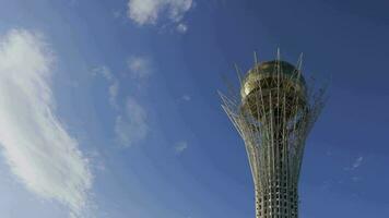 Astana, Kasachstan - - September 29, 2022 Astana Baiterek Turm im das Center von Astana, Kasachstan video