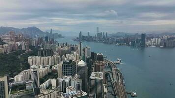 Victoria Hafen, tagsüber Panorama von Hong Kong, Antenne Aussicht video