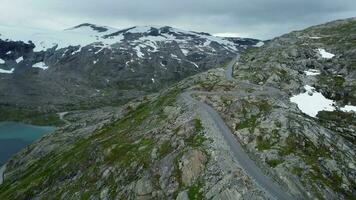 cênico Alto montanha estrada dentro Vestland município Noruega video