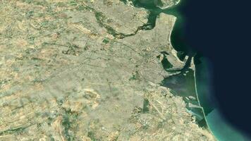 satelliet karachi kaart achtergrond lus. spinnen in de omgeving van Pakistan stad lucht filmmateriaal. naadloos panorama roterend over- downtown achtergrond. video