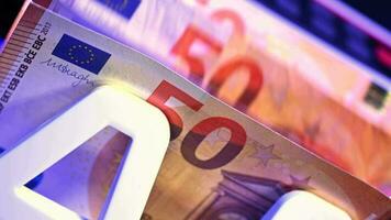 Banknote Zähler mit einer hundert Euro innen. video
