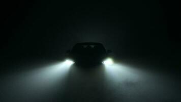 modern LED Auto Scheinwerfer im dicht Nebel video