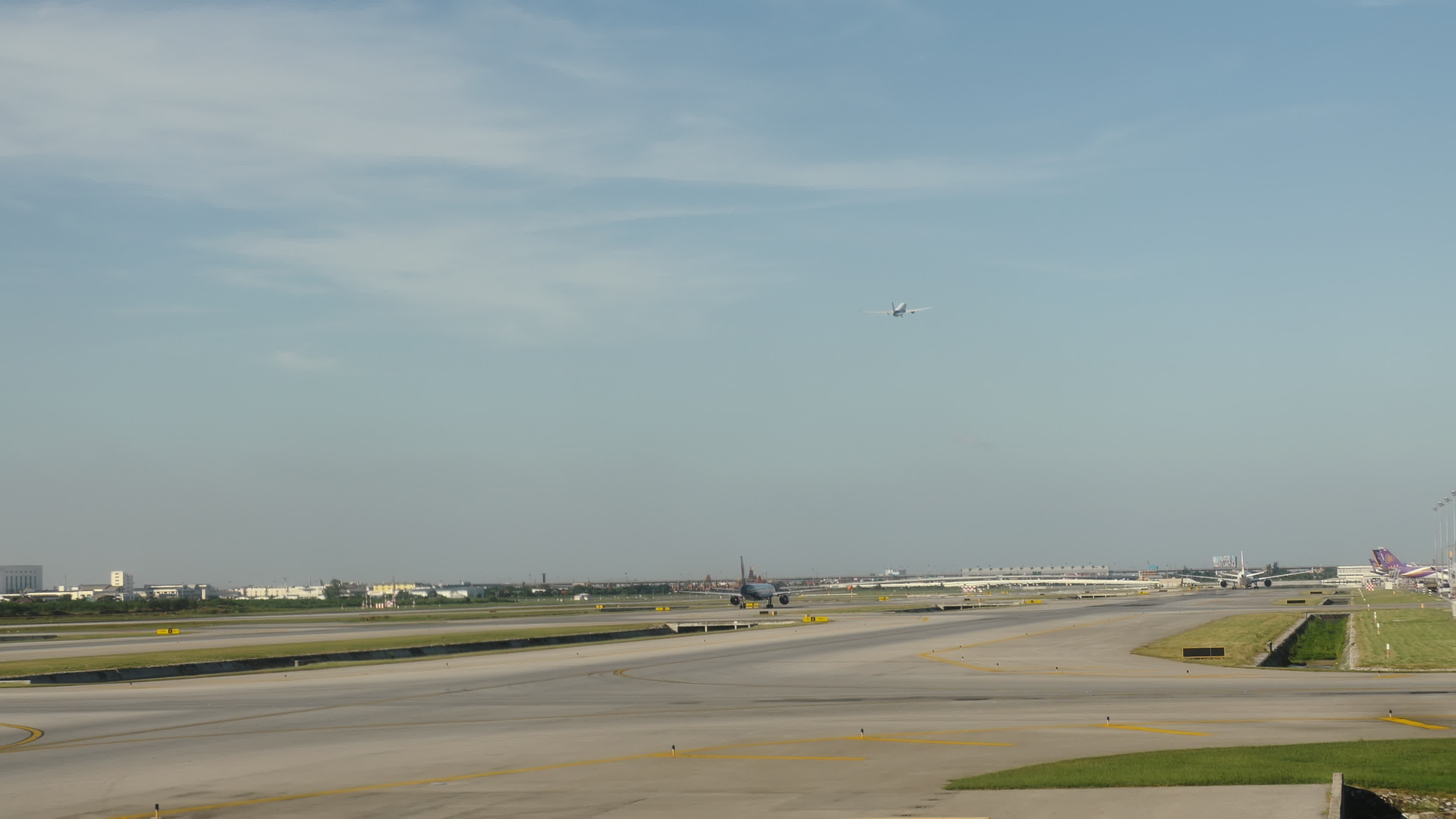 Bangkok Park Nahe Flughafen Suvarnabami