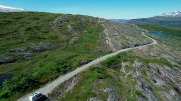 cênico Alto montanha estrada dentro Vestland município Noruega video