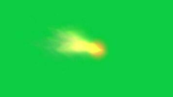 comète astéroïde qui passe mouvement avec Feu animation sur vert écran Contexte video