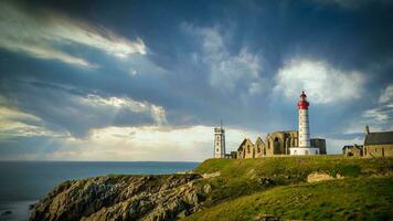 faro de Santo Mathieu en Francia foto