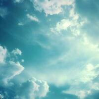 azul cielo con nube en Brillo Solar día foto