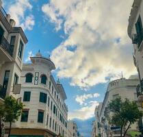 Mira a el edificios de tetuán, andaluz marroquí arquitectónico tesoros foto