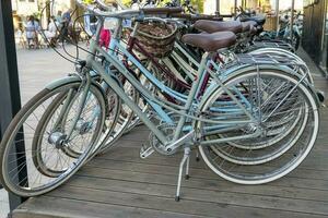 Santo petersburgo, Rusia - junio 30, 2022 electra bicicletas para rebaja foto