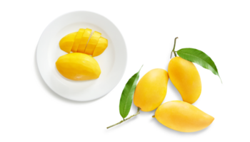 mogen mango frukt skalad mogen mango skivad på en vit tallrik png transparent