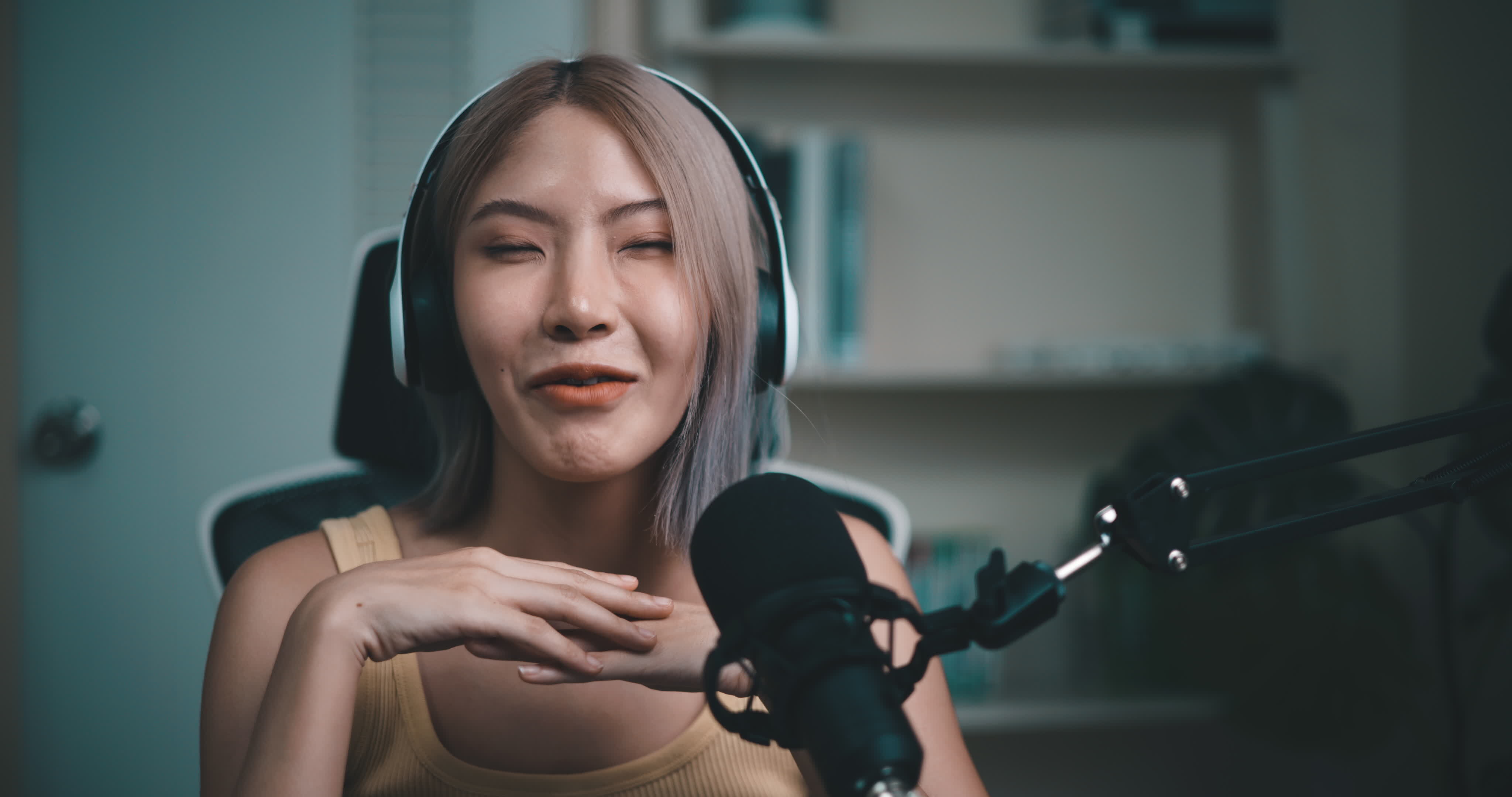 The Influencer Everyone'S Talking About: Mrsjones011 - x2qpf2v