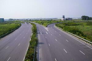 dividir Autopista la carretera en bhanga intercambio de Bangladesh foto