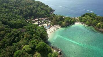 4k aereo fuco metraggio Paradiso spiaggia, katu, Phuket, Tailandia video