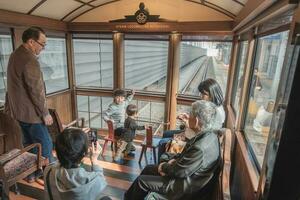 oita, kyushu, japón - octubre 19, 2018 dentro jr kyushu tren sl hitoyoshi, vapor locomotora tren foto