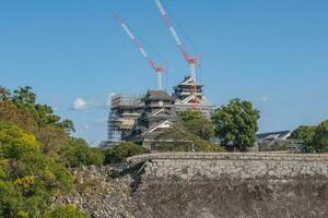 debajo construcción kumamoto castillo después tierra terremoto, kumamoto, kyushu, Japón foto