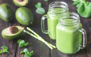 Avocado and spinach smoothies photo