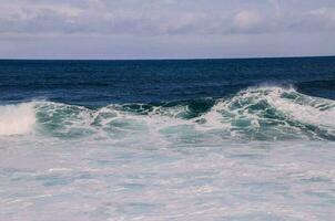 olas en el mar foto