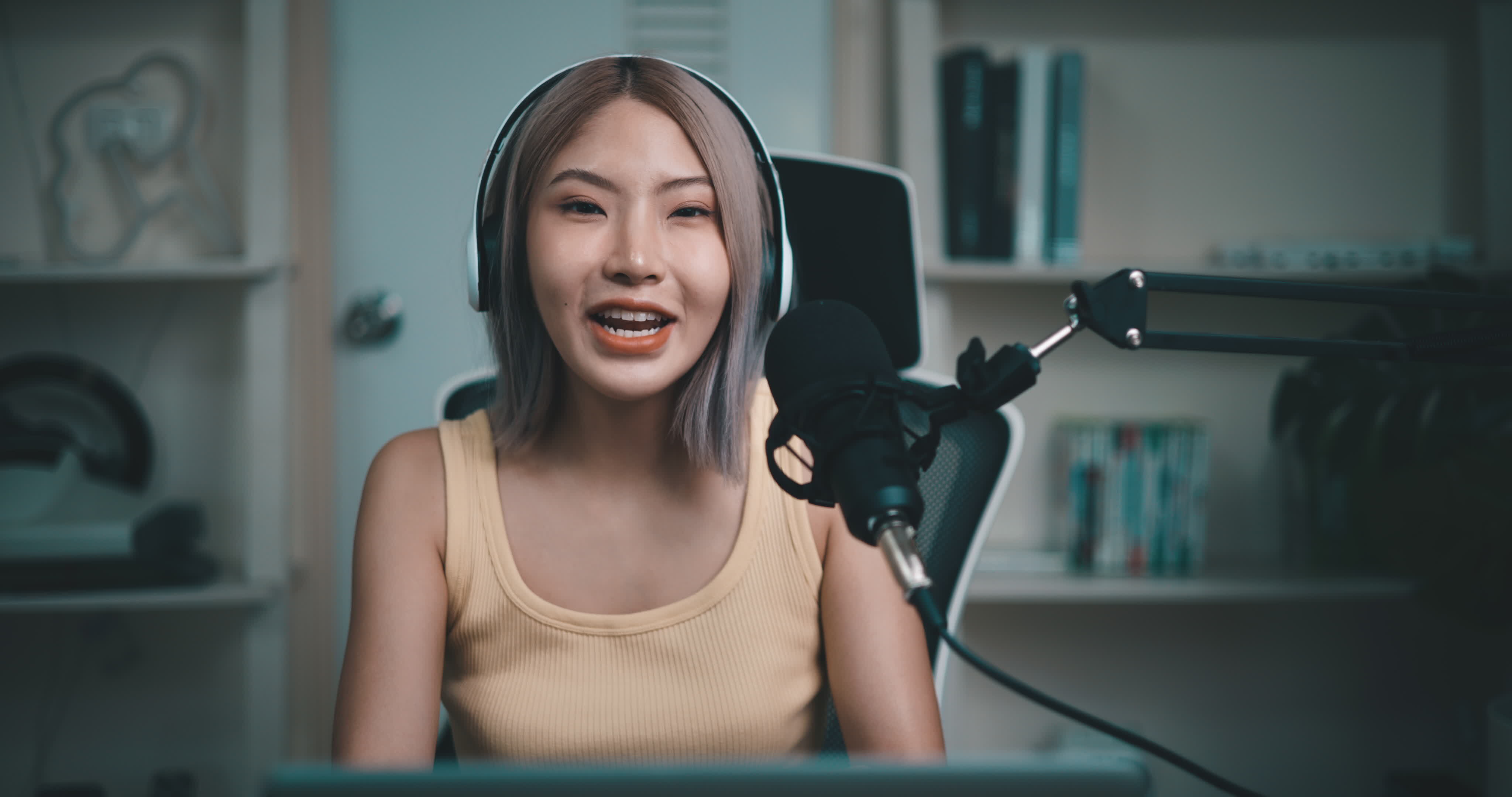 The Influencer Everyone'S Talking About: Mrsjones011 - gykw22c