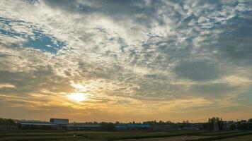 zonsondergang van de horizon timelapse video