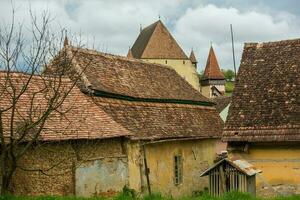 biertan un muy hermosa medieval pueblo en transilvania, Rumania. un histórico pueblo en Rumania ese tiene Preservado el franco y gótico arquitectónico estilo. viaje foto. foto