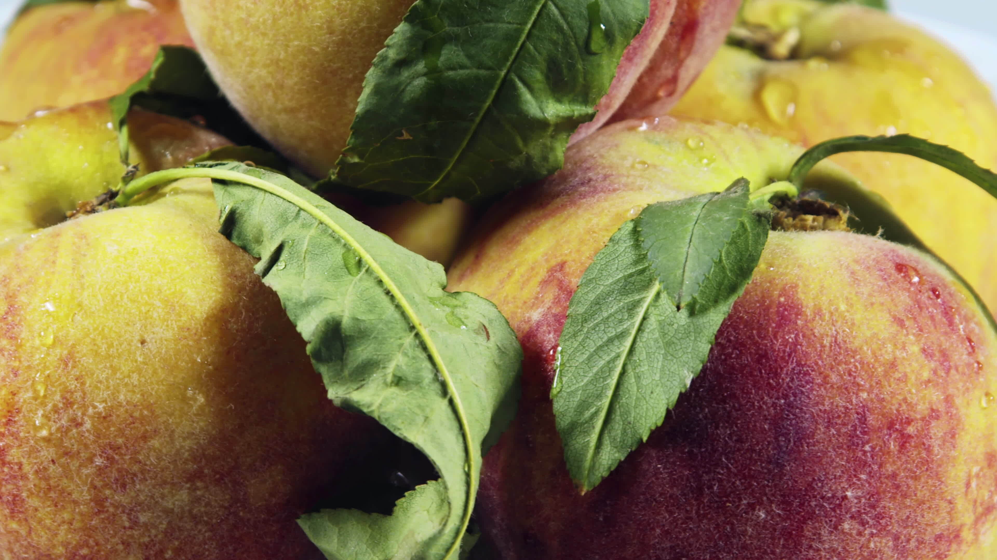 Peaches Close Up Loop Motion Rotation 25339669 Stock Video at Vecteezy