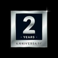 dos años aniversario celebracion lujo negro y plata logo emblema aislado vector