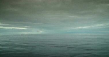 tormentoso temperamental mar oceano água sereno calma lindo video