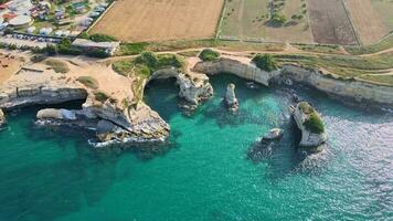 Salento rochoso litoral e azul águas video