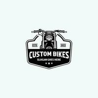 personalizado clásico moto Clásico emblema logo diseño vector Arte aislado en blanco antecedentes. mejor para moto garaje y mecánico logo