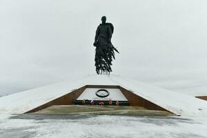 rzhev monumento a el Soviético soldado foto