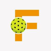 pickleball logo en letra F vector modelo. pepinillo pelota logotipo