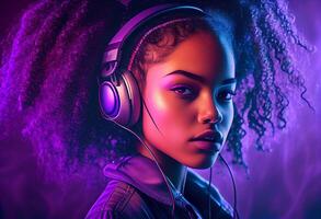 elegante Moda africano americano adolescente modelo vistiendo auriculares escuchando DJ música bailando en púrpura neón luces. ai generado foto