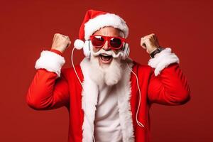 miedoso loco Papa Noel claus DJ auriculares canta canción sonido melodía escucha música en rojo antecedentes. ai generado foto