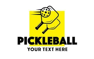 pickleball logo vector negro color en amarillo cuadrado