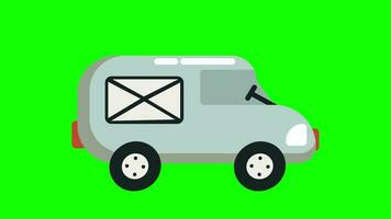 mignonne courrier livraison voiture en mouvement tandis que livrer des lettres avec vert écran arrière-plan, boucle animation video