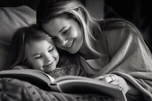 bonito joven madre leyendo un libro a su hija foto