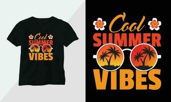 verano surf camiseta diseño concepto. todas diseños son vistoso y creado utilizando tabla de surf, playa, verano, mar, etc vector