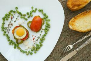 Low-calorie healthy lunch photo