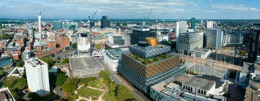 aéreo ver de el biblioteca de birmingham, Baskerville casa, centenario cuadrado foto