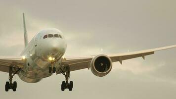 FRANKFURT AM MAIN, GERMANY JULY 18, 2017 - Wide body airplane approaching at early morning. Frankfurt, Germany video