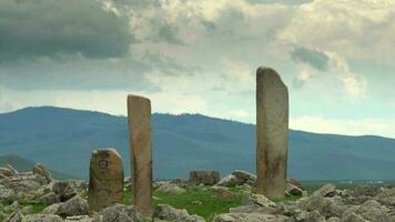 opschrift van obelisk menhir van oud oude keer video