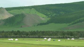 Mongools ger tent in duidelijk van Mongolië aardrijkskunde video