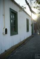 pintoresco típico construcción en el pueblo de puerto pirámides, península Valdés, chubut provincia, Patagonia, argentina. foto