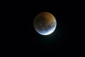 sangre luna, eclipse visto de, la pampa,enero 21, 2019 argentina foto