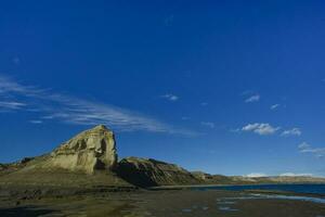 costero paisaje con acantilados en península Valdés, mundo patrimonio sitio, Patagonia argentina foto