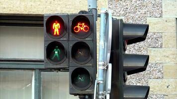 tráfico señal ligero para bicicletas y muelles video