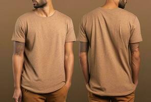 foto realista masculino beige camisetas con Copiar espacio, frente, y espalda vista. ai generado