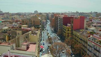 A top-down view of Valencia's busy street video