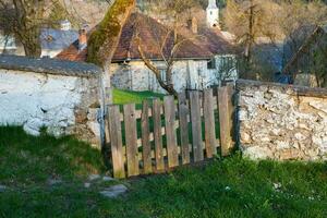 rosía Montana, un hermosa antiguo pueblo en transilvania. el primero minería pueblo en Rumania ese empezado extrayendo oro, hierro, cobre. foto